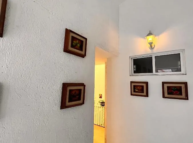 Casa Sanrafa Apartahotel *