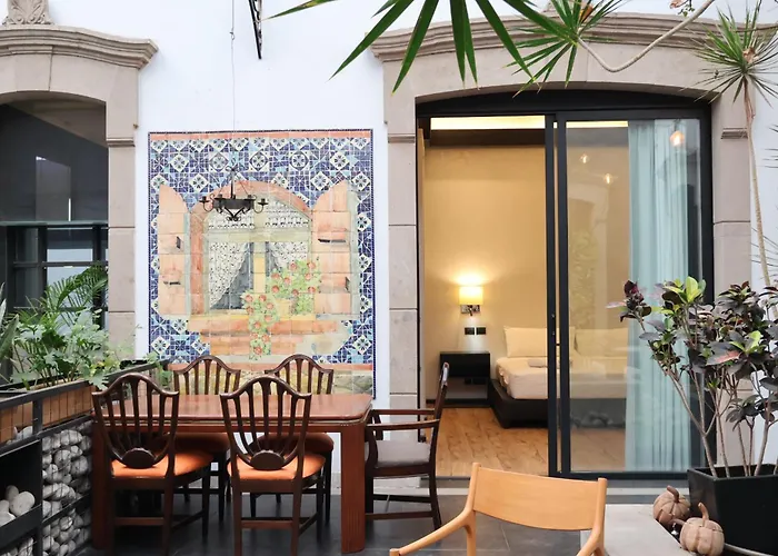 Casa Sanrafa Apartahotel *